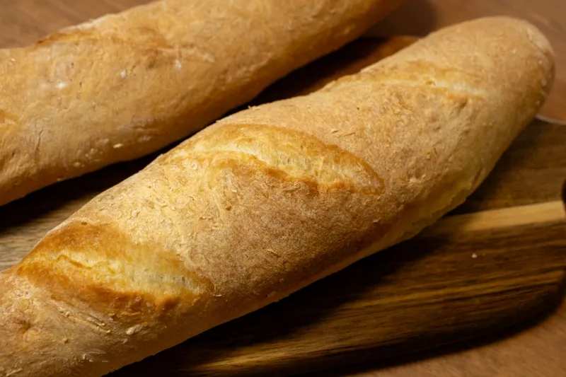 Knusprig oder blass? Was hinter der perfekten Brotkruste steckt – und wie du sie zu Hause erreichst